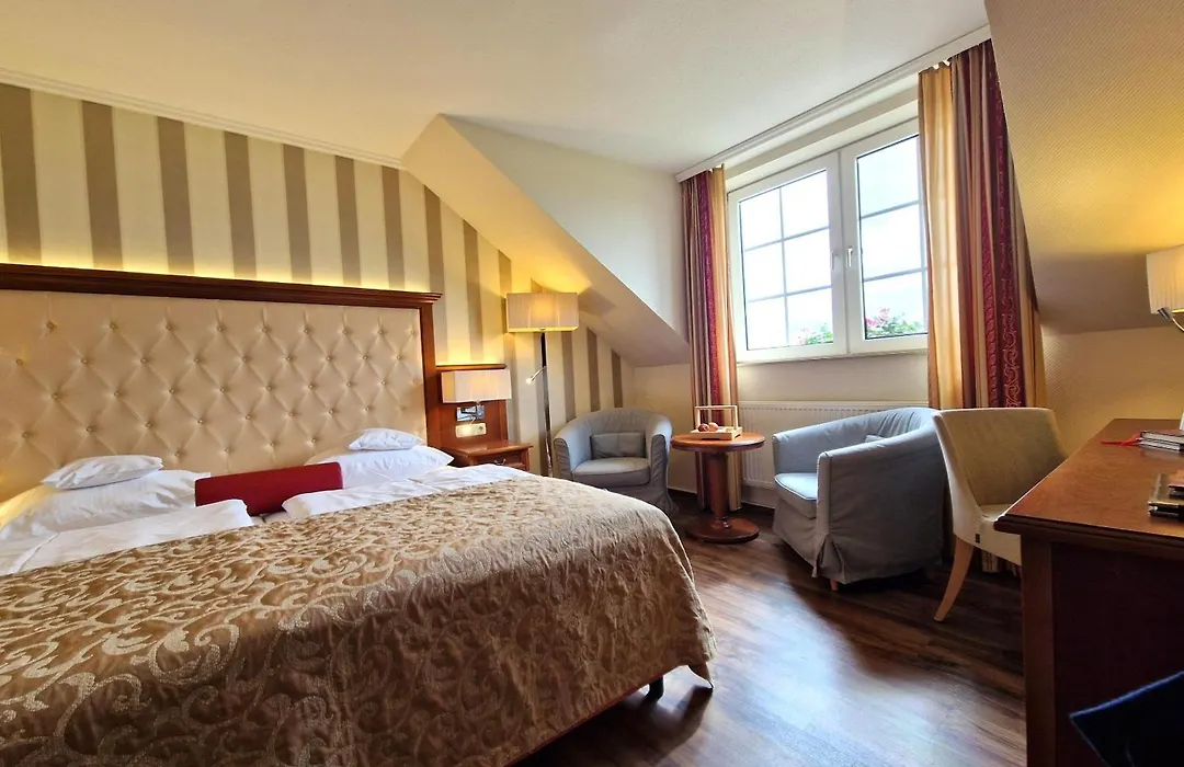 Ringhotel Hotel Zum Stein-1